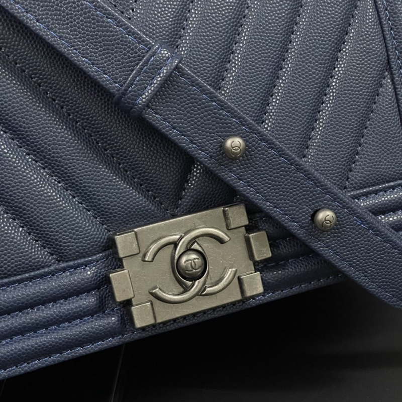 Ch**el leboy series bags